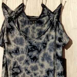 Rock& Republic t-shirt